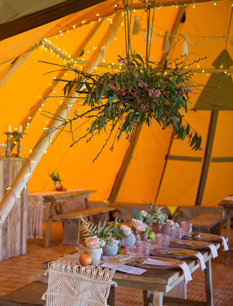package-1 Tipi Wedding Table Layout and Decoration