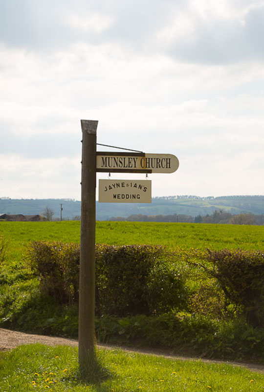 Munsley Village Sign